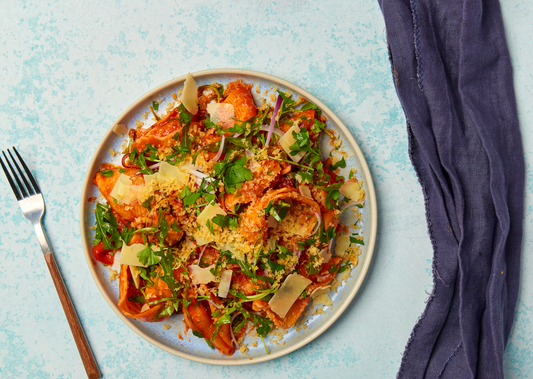Roasted Capsicum & Red Onion Pasta with Parmesan, Roquette & Toasted Breadcrumbs