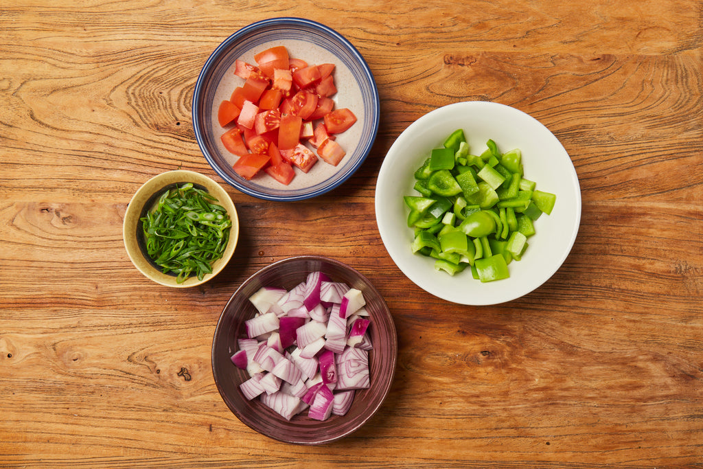 Bo Luc Lac Shaking Beef Stir Fry with Capsicum & Rice
