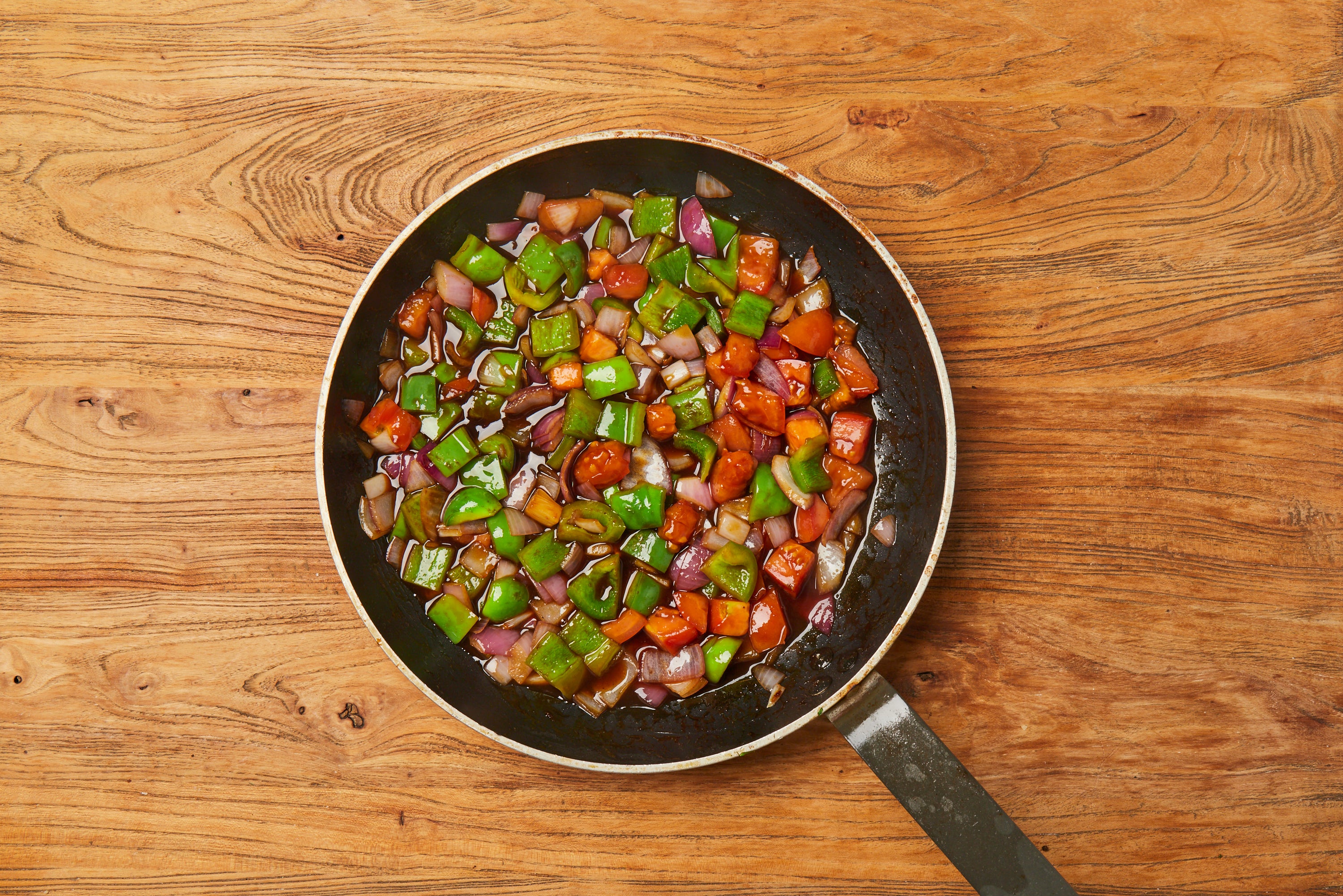 Bo Luc Lac Shaking Beef Stir Fry with Capsicum & Rice