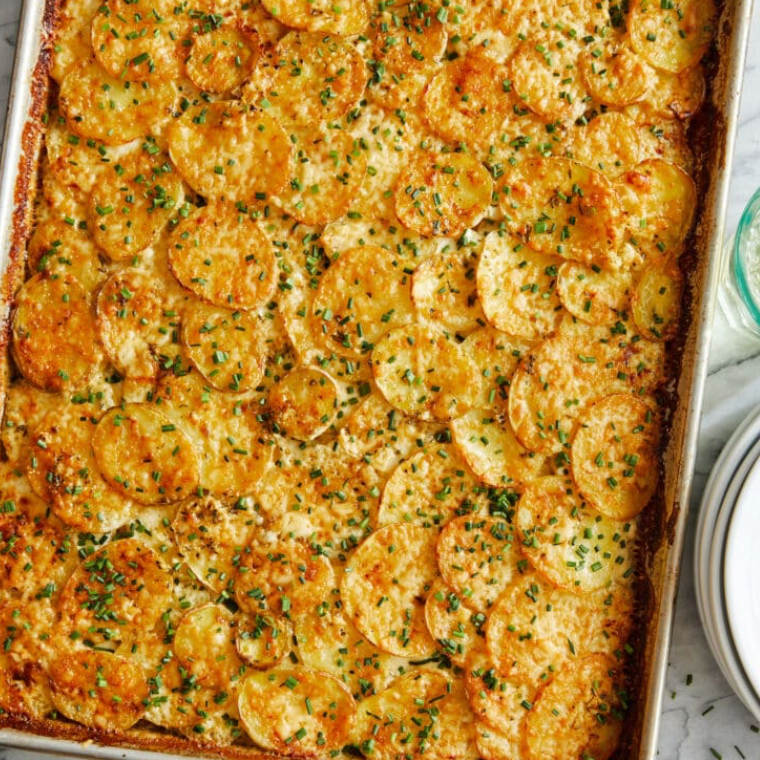 Scalloped Potatoes for 4/6 Guests